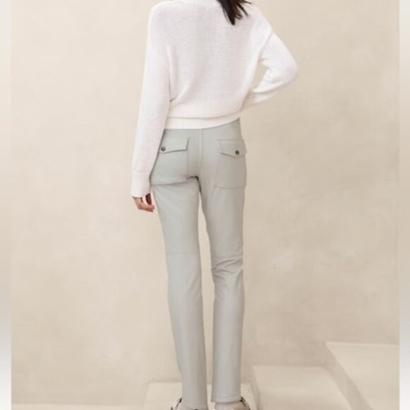 NWT, BANANA REUPBLIC Slim Vegan Leather Black Pants - 2/26 - Picture 2 of 3